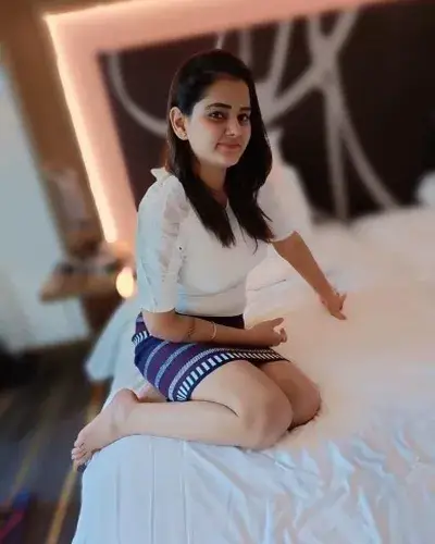 Escort Service In Mantha